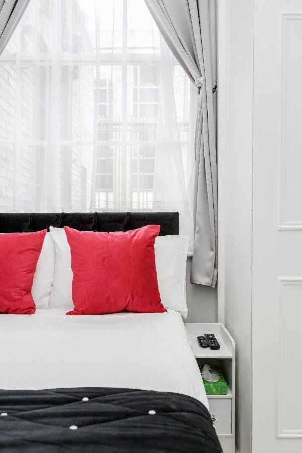 Oxford Street 2 Bed Apartment 런던 외부 사진
